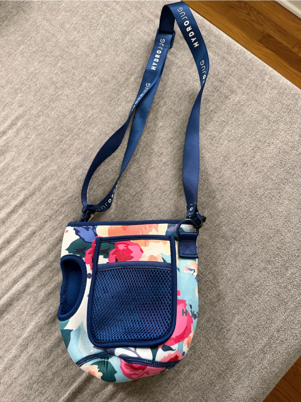 HydroJug Floral Neoprene Mini Sling - Navy & Multicolor